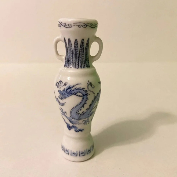 Vintage 1980 Franklin Treasures Of The Imperial Dynasties  Miniature Temple Vase - Picture 9 of 9